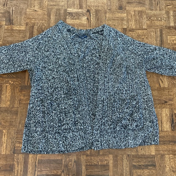 ⭐️3/$35 American Eagle cozy open sweater with pockets - Picture 8 of 8